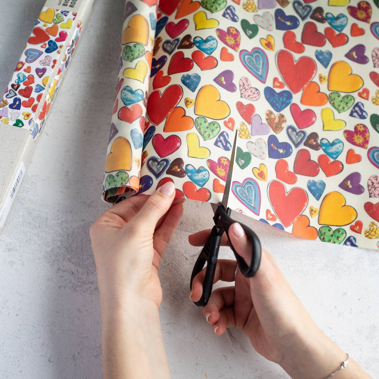 Økologisk bivoks rull. 32x70 cm. Hjertemotiv.