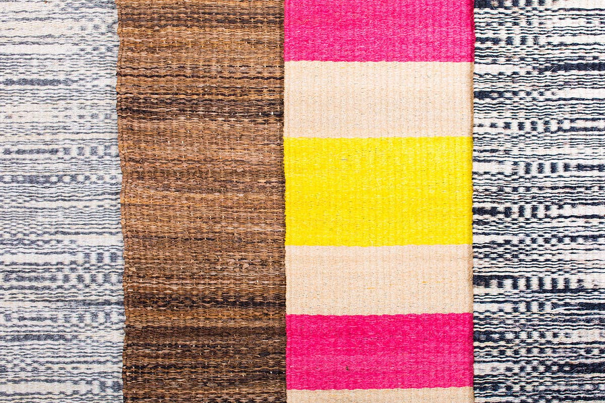 Farve: Pink & Gul Vævet Sisal Rug. 80x133 cm