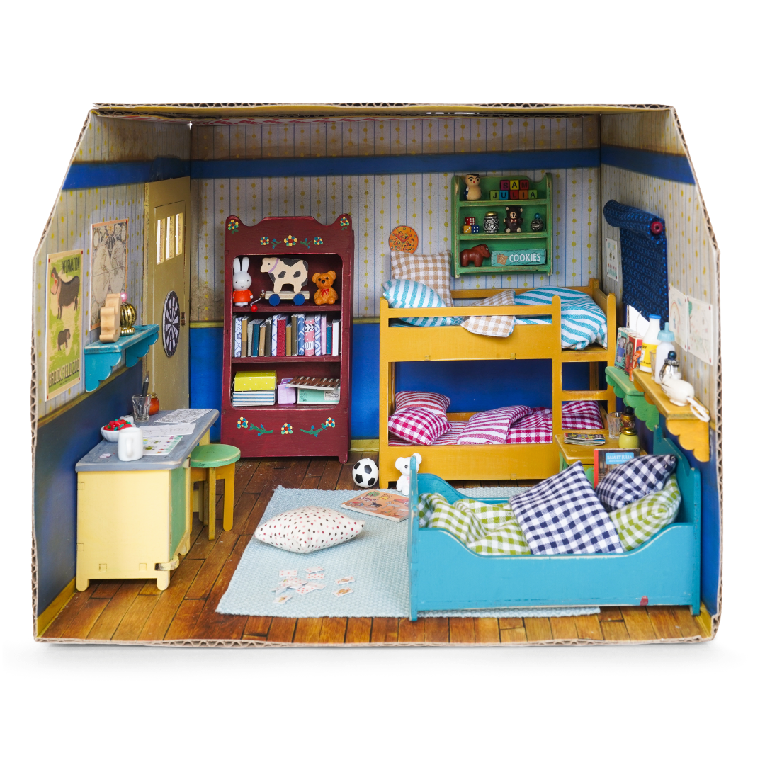 DIY dukkehus i papp- Barneværelse