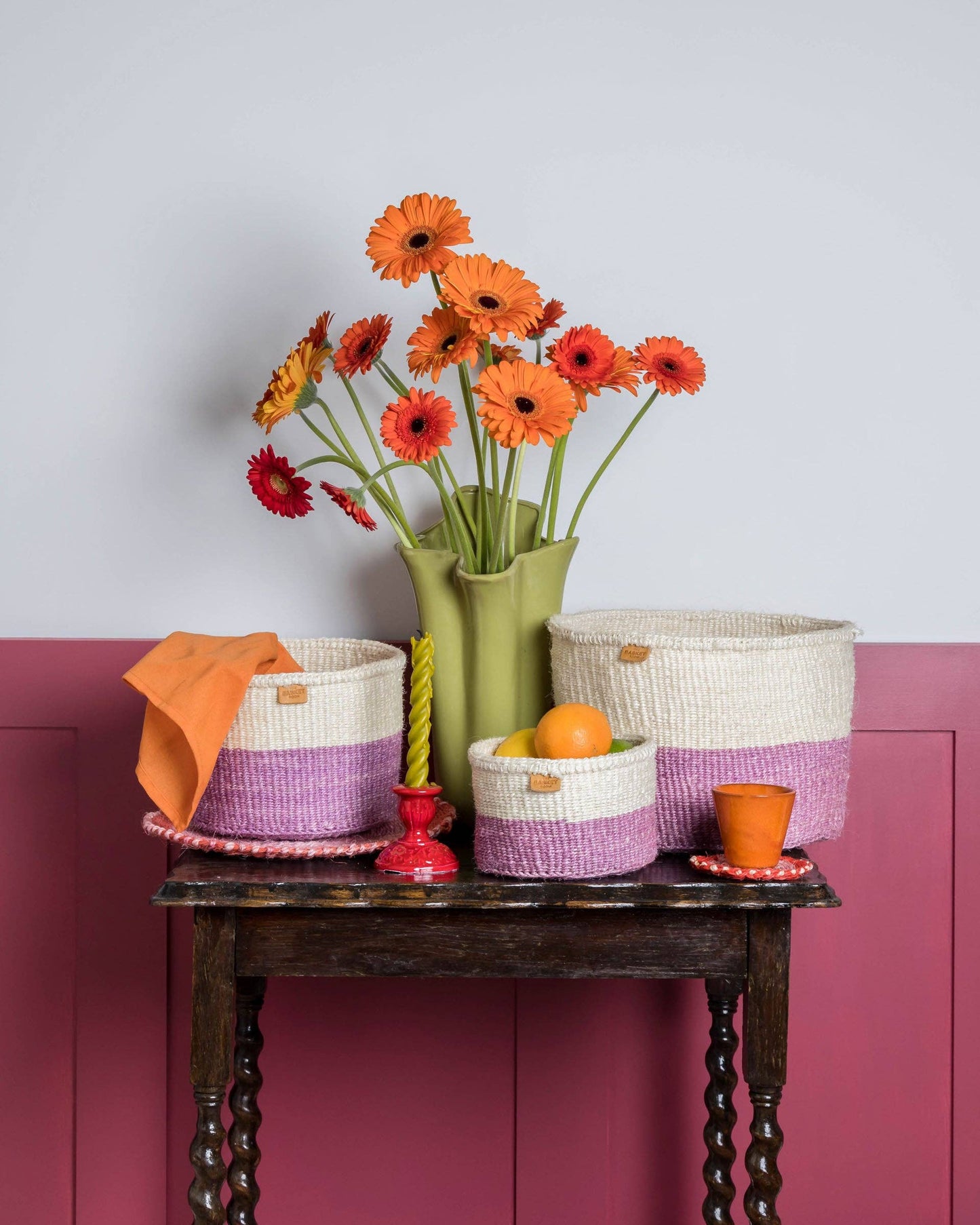 Næste: Magenta Colour Block Vævet Basket: Colour Block / Purple / S