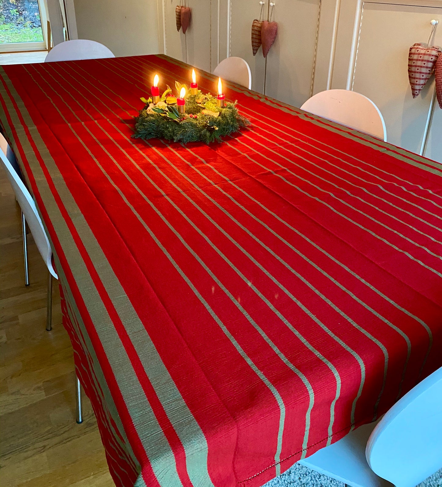 Metervare Red Bars