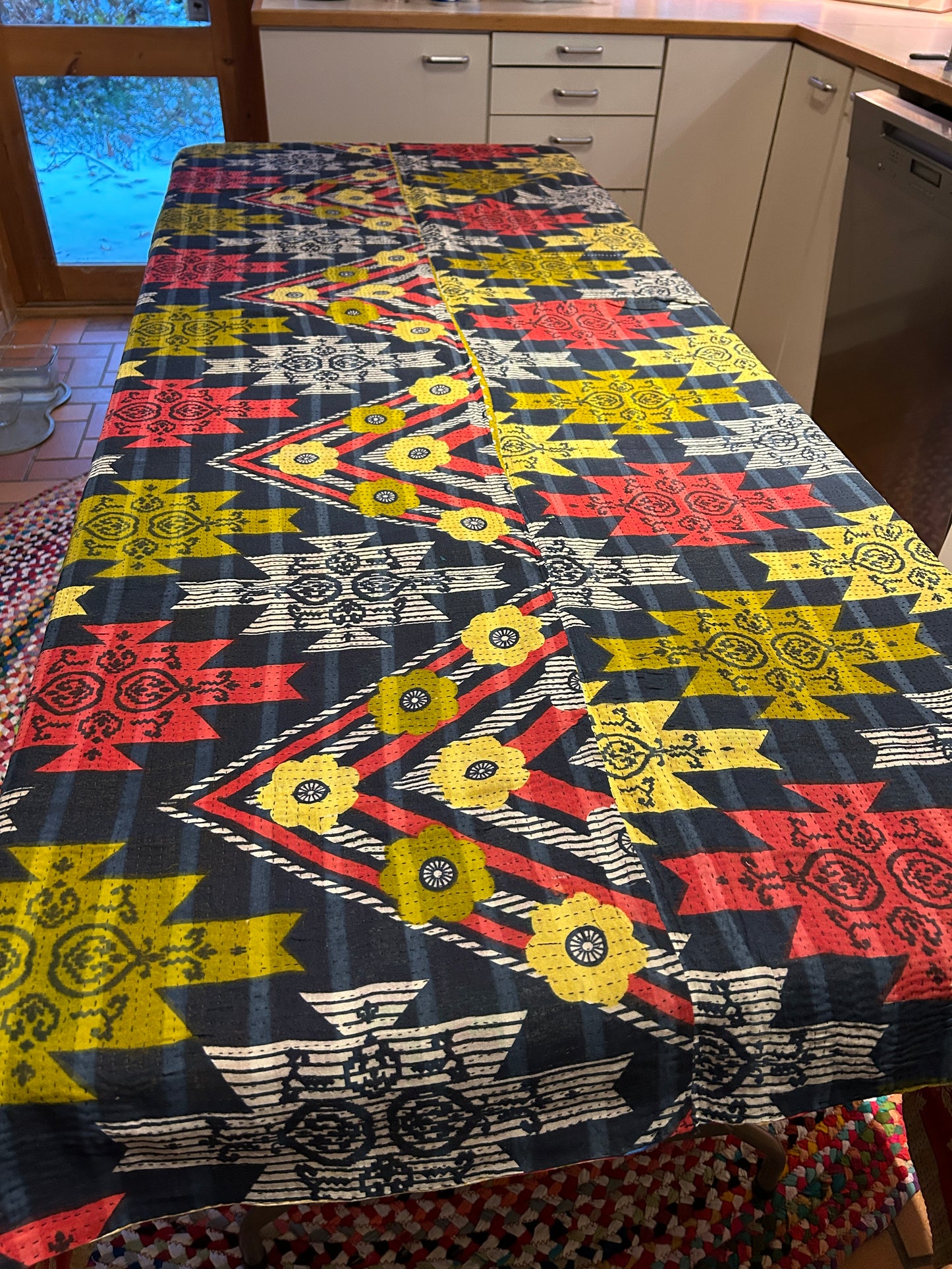 Kanthateppe 4. Mål 170x210.