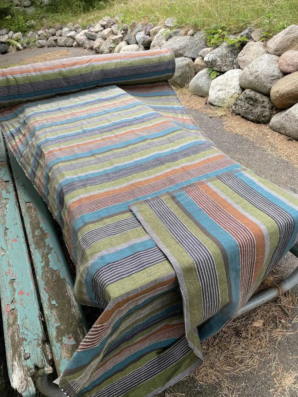 Tekstil Metervare Ganga Rib. Håndvevet bomull. Bredde 132 cm.