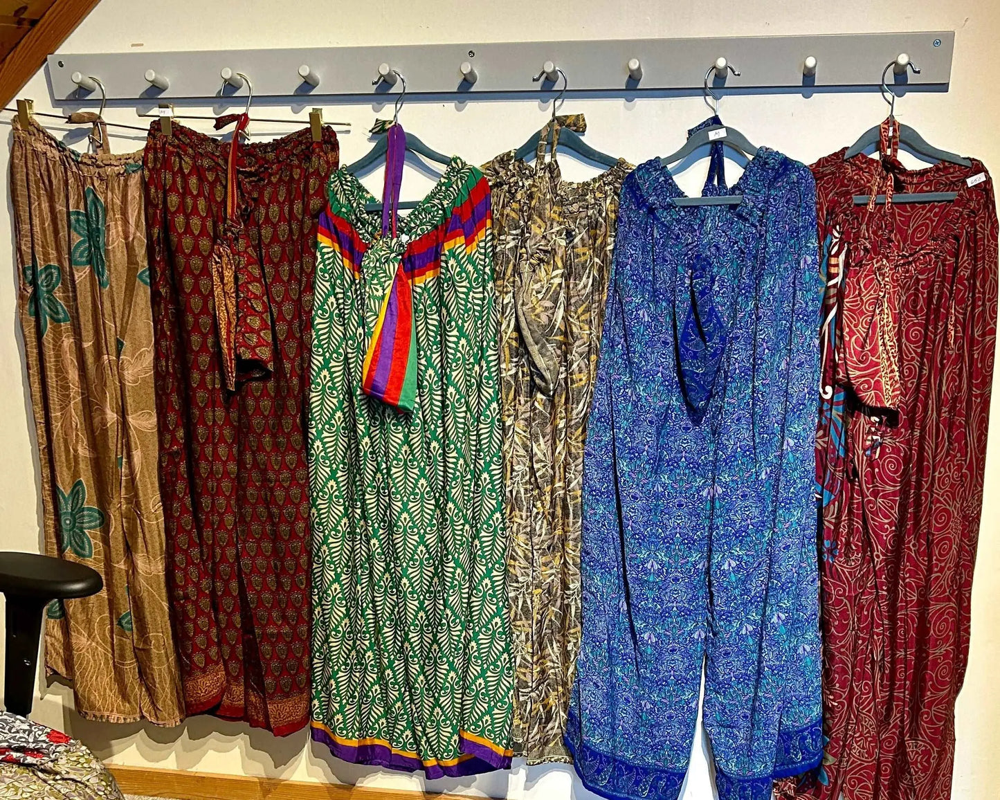 Yogabukse av resirkulert silke. Størrelse S/M Mousetales