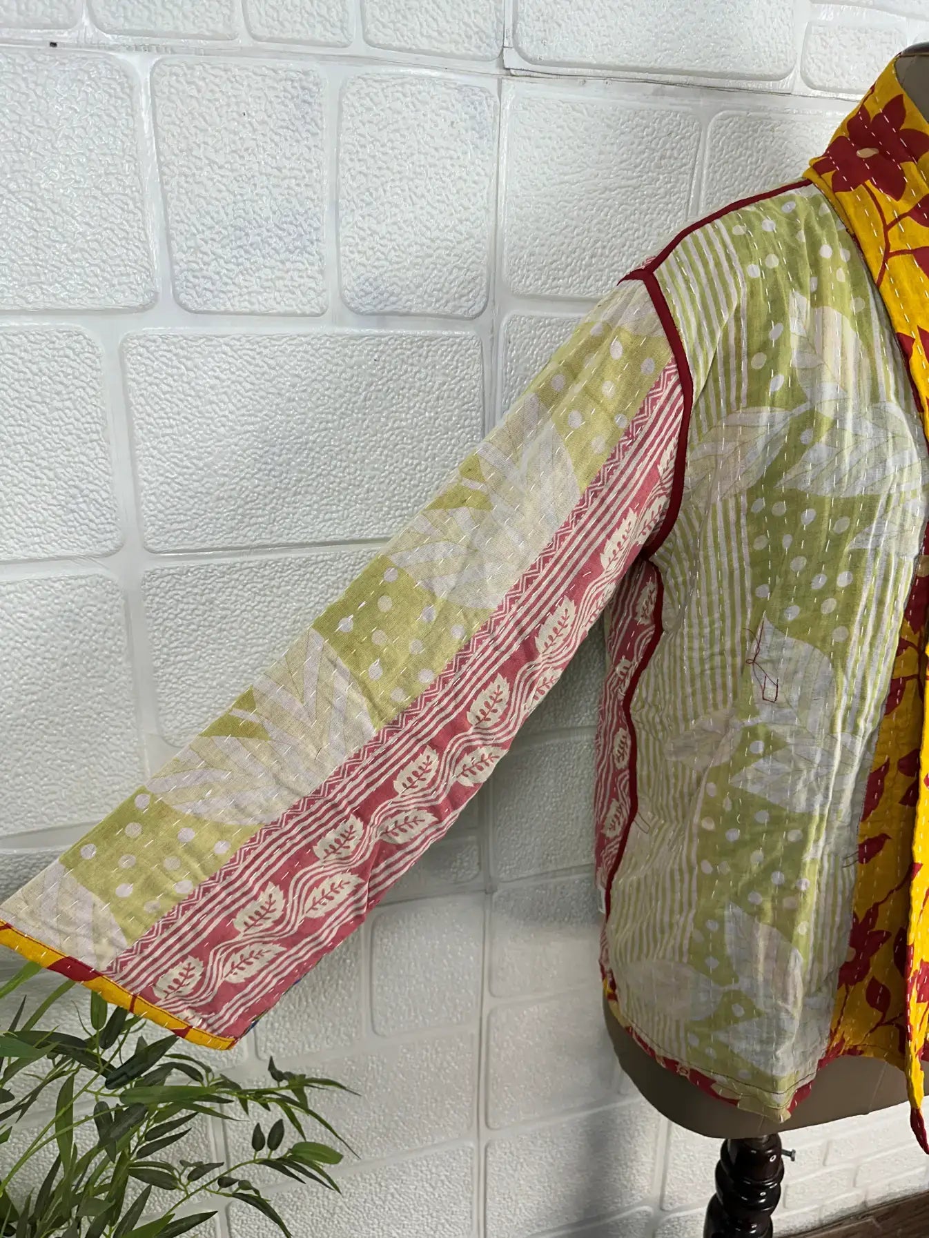 Vintage Kantha Kort Jakke . Vendbar.