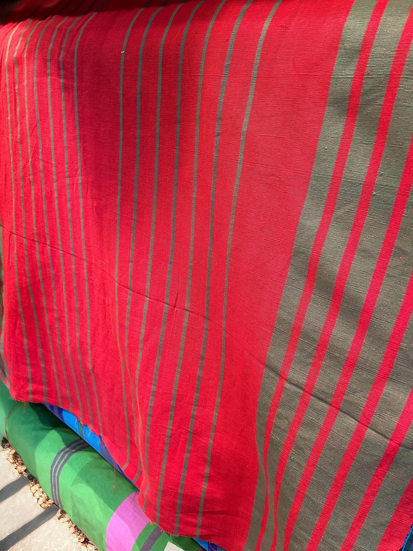 Metervare Red Bars