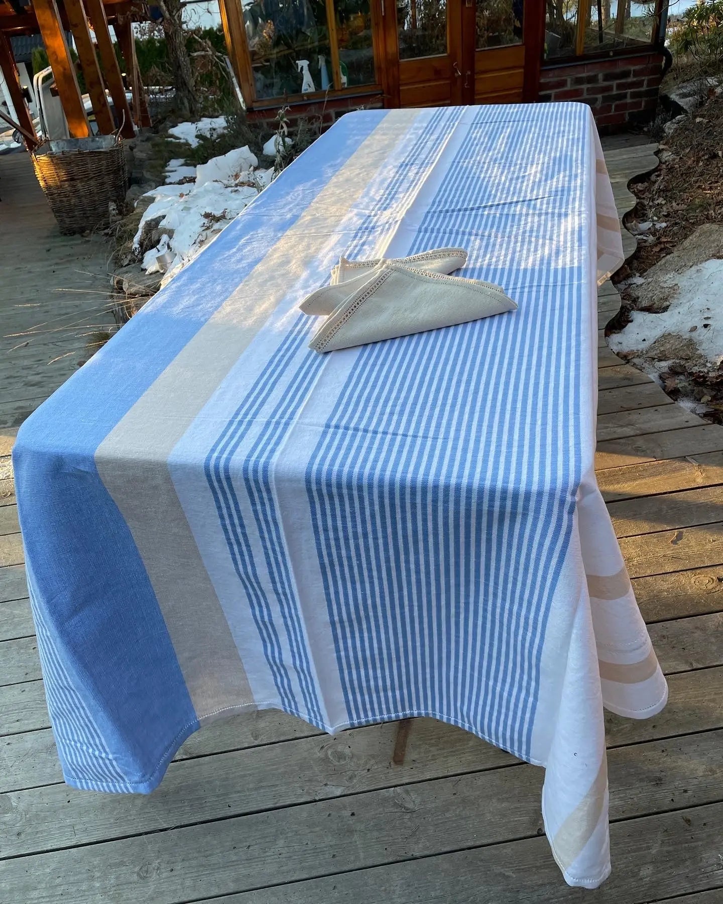 Metervare «Sky over White»