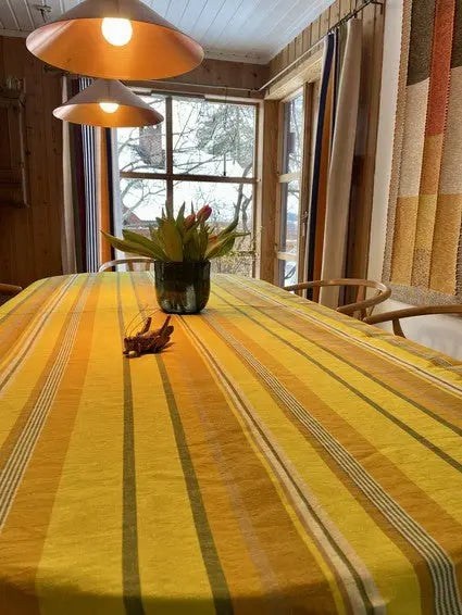 Metervare Wilpattu bredde 130 bildet ustr ket rett fra rullen