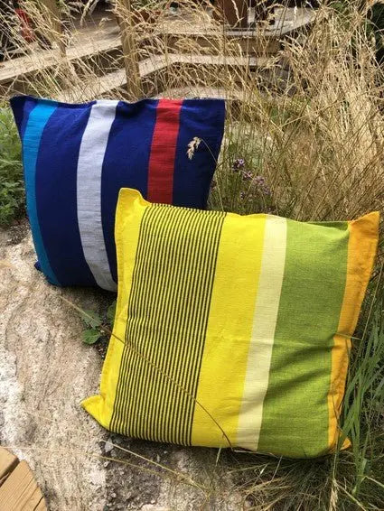 Trekk til pute Red Sails Blue Water