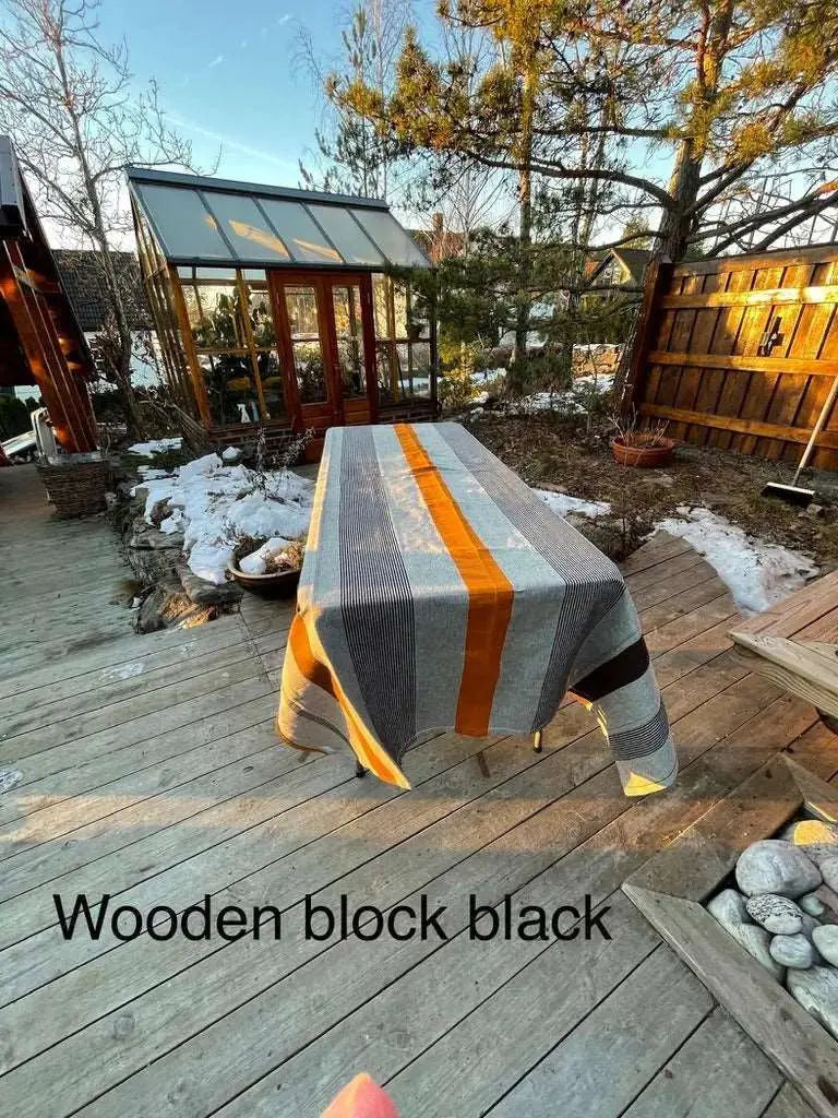 Duk Wooden Block Black