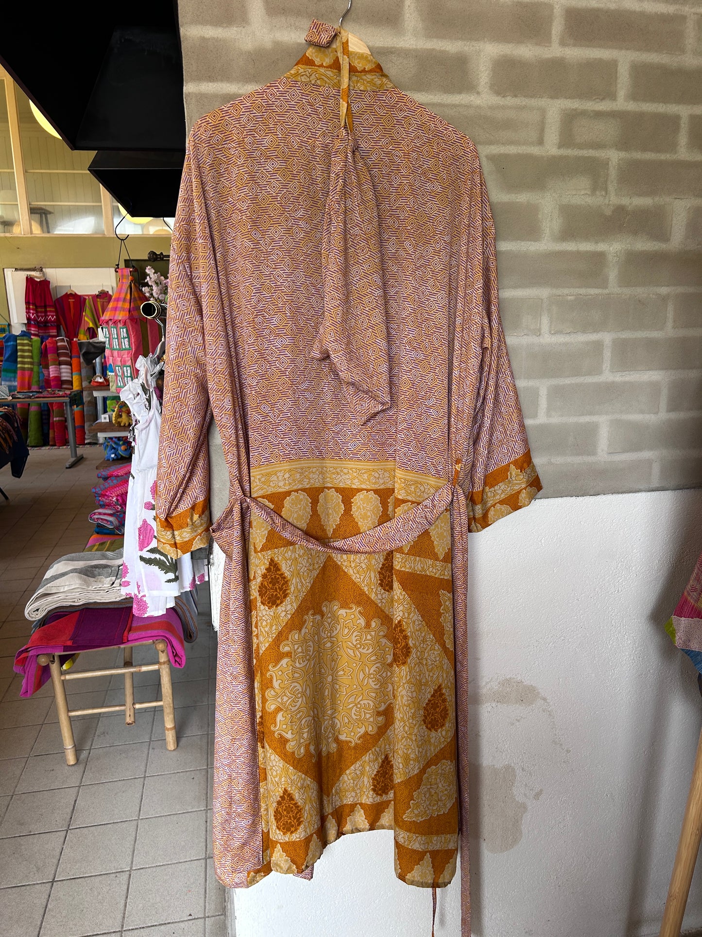 KImono av res. sarisilke