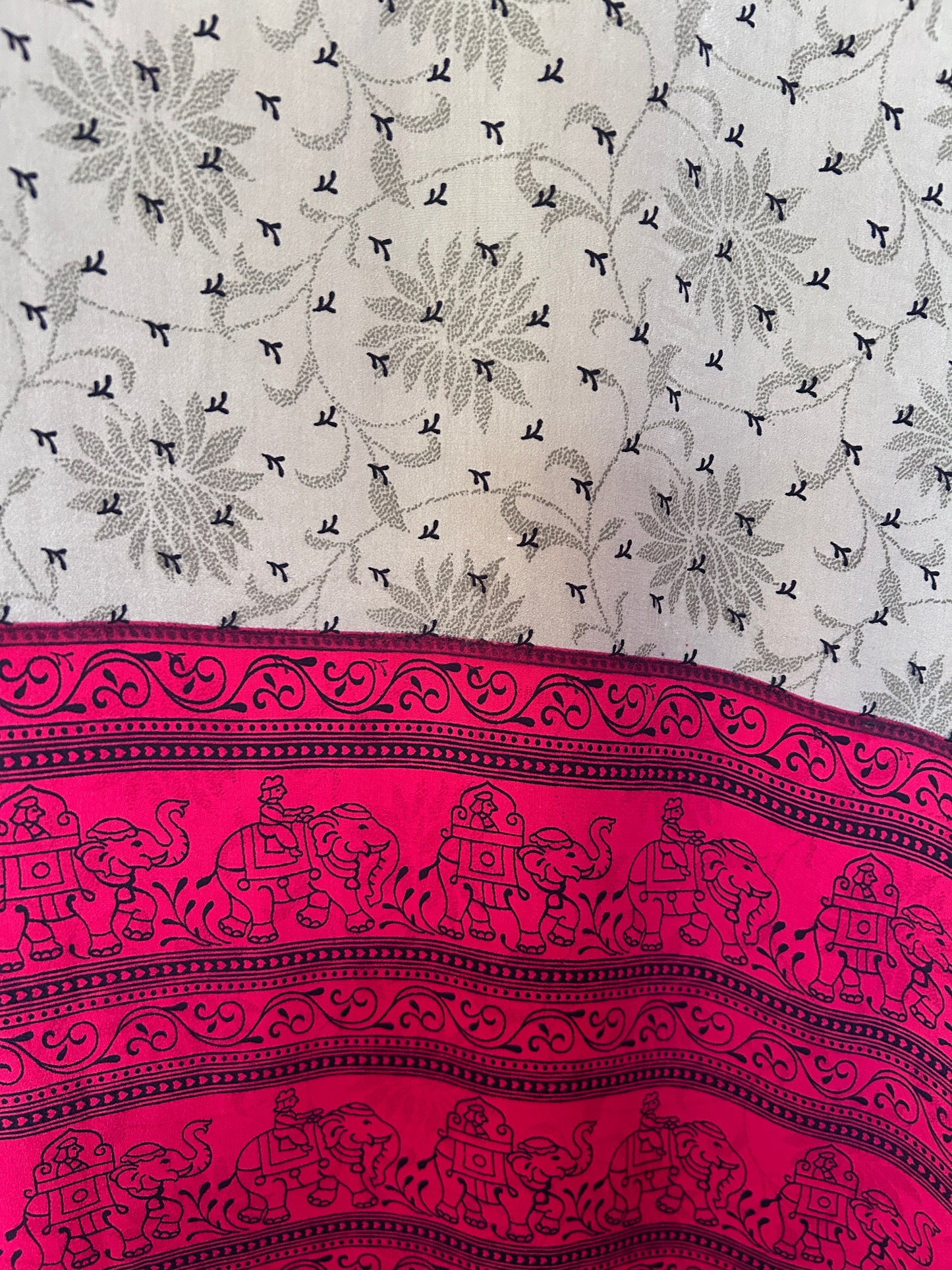Kimono av res. sarisilke