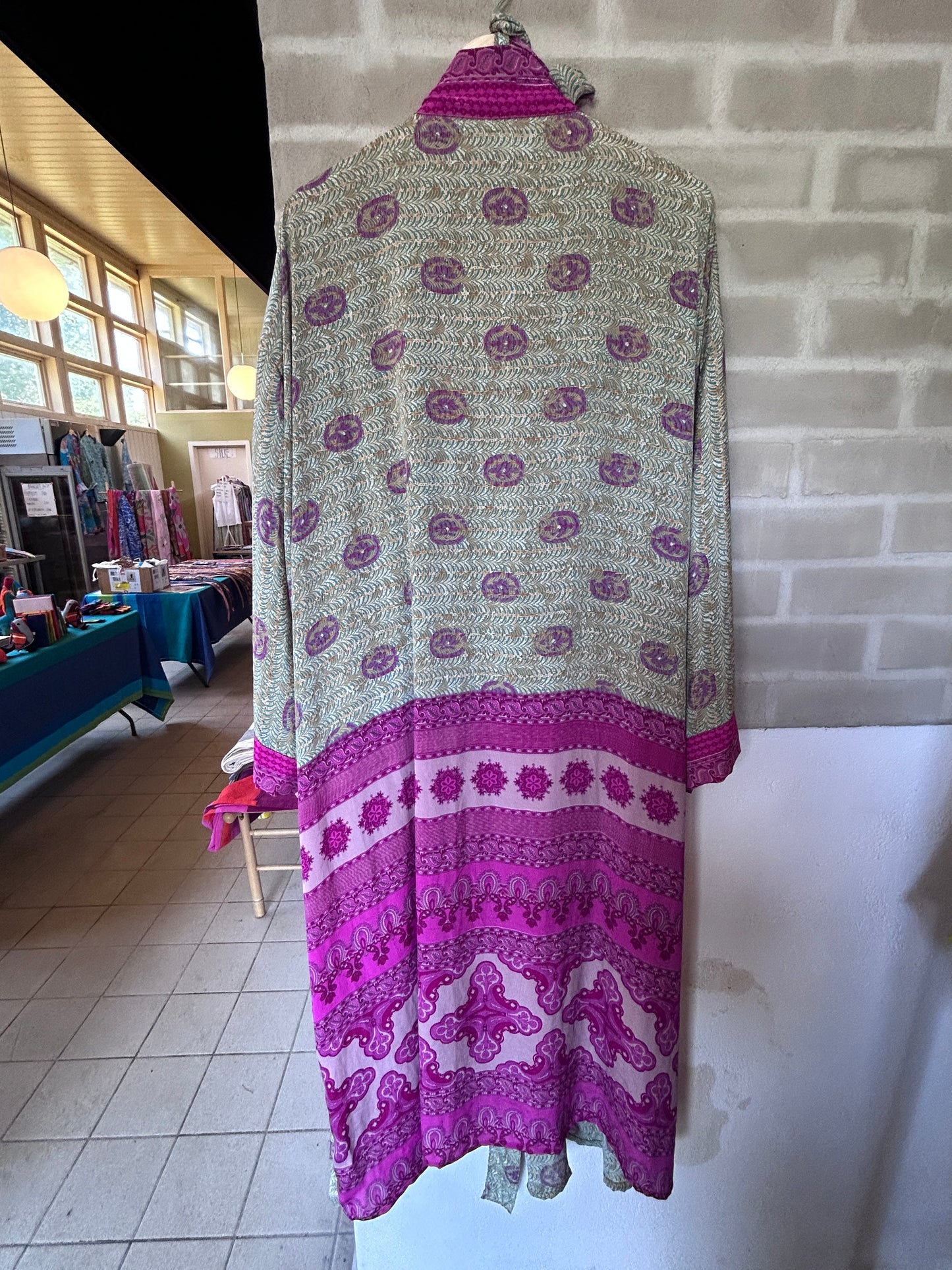 Kimono av res. sarisilke
