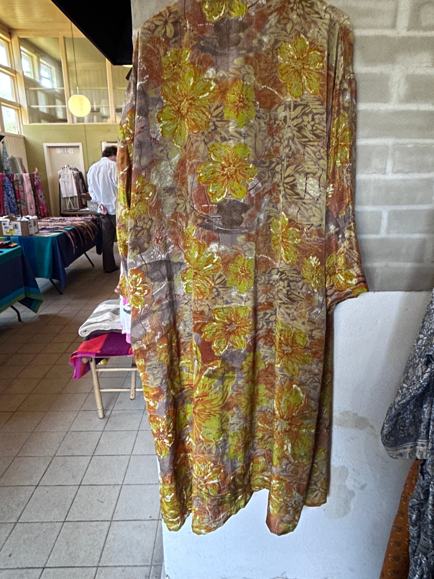 Kimono av res. sarisilke