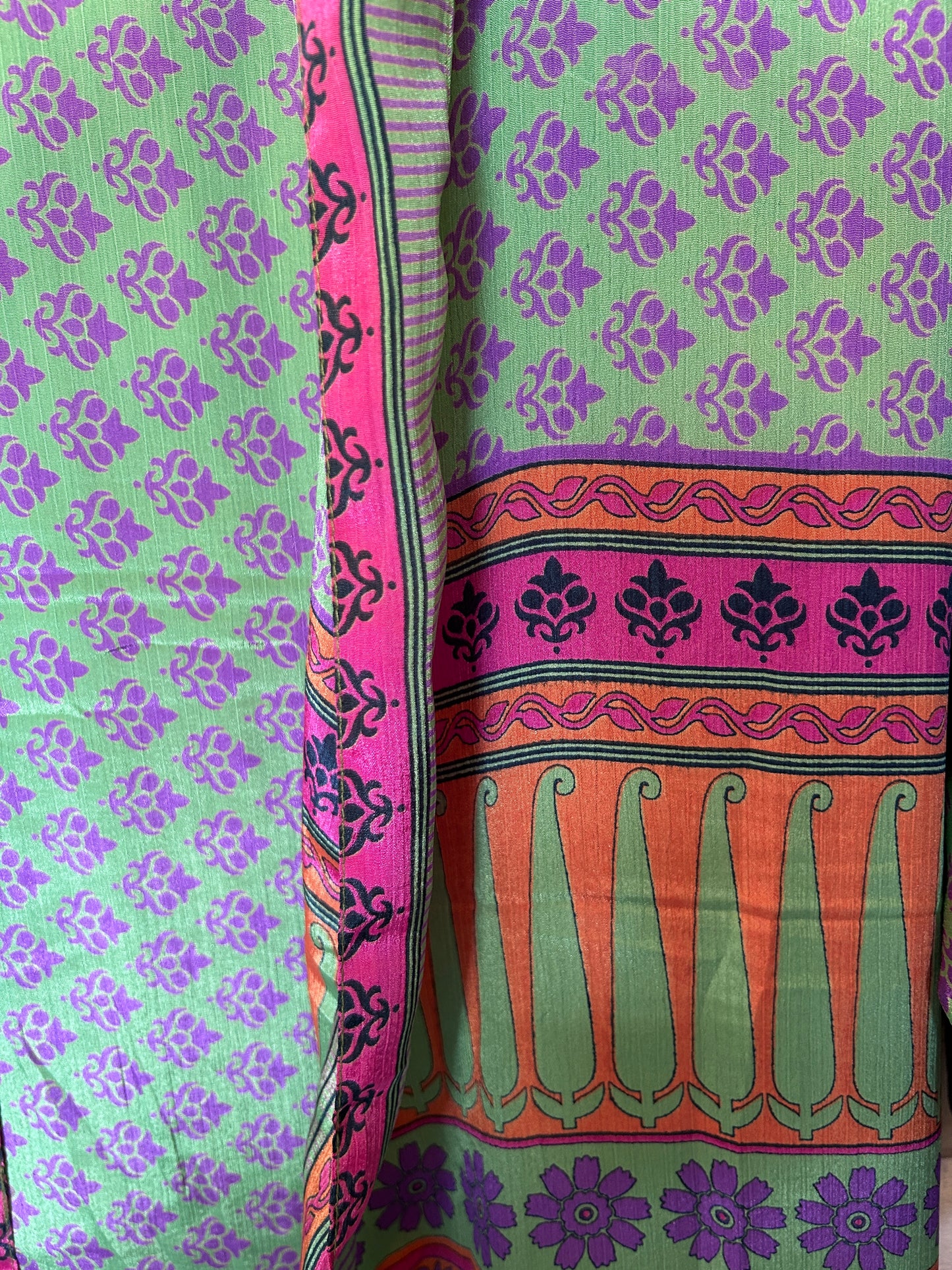 Kimono av res. sarisilke