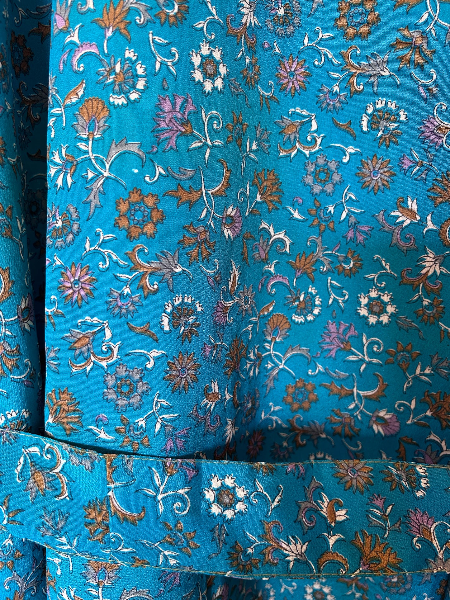 Kimono av res. sarisilke