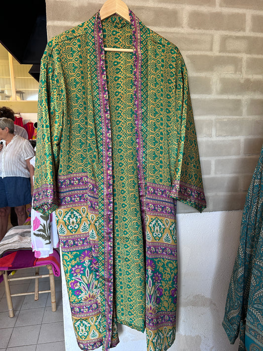 Kimono av res. sarisilke