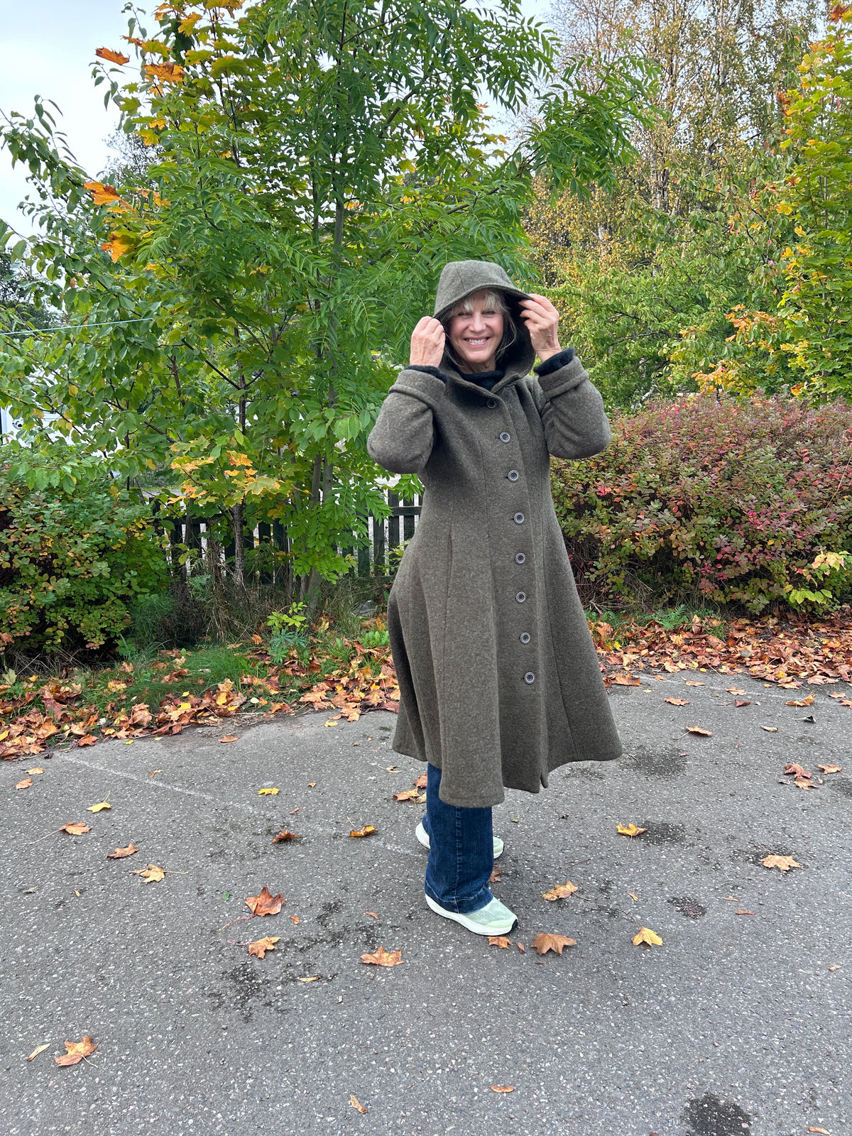 Hettekåpe fra Olars Ulla – oliven