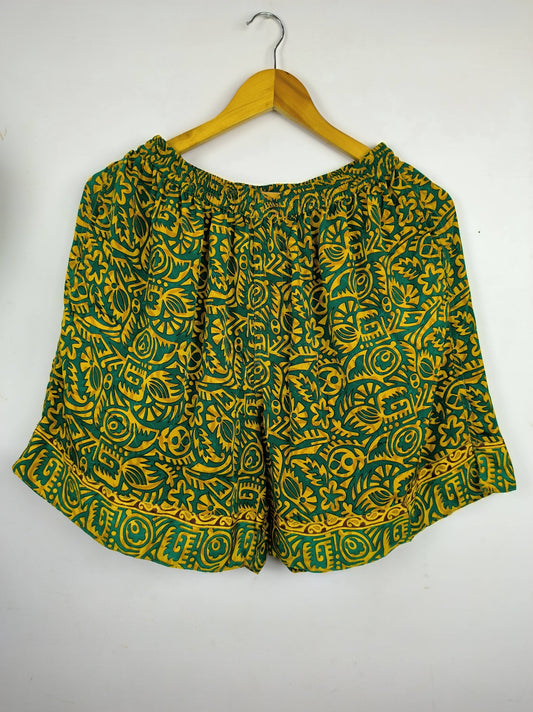 Shorts av resirkulert silke, str L/XL